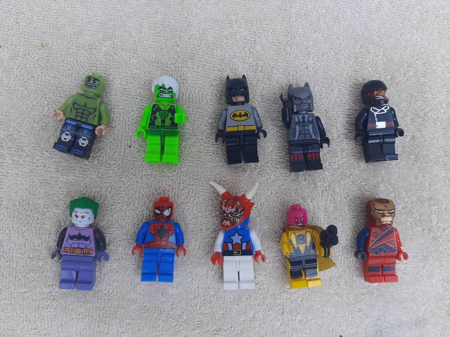 Lego minifigures