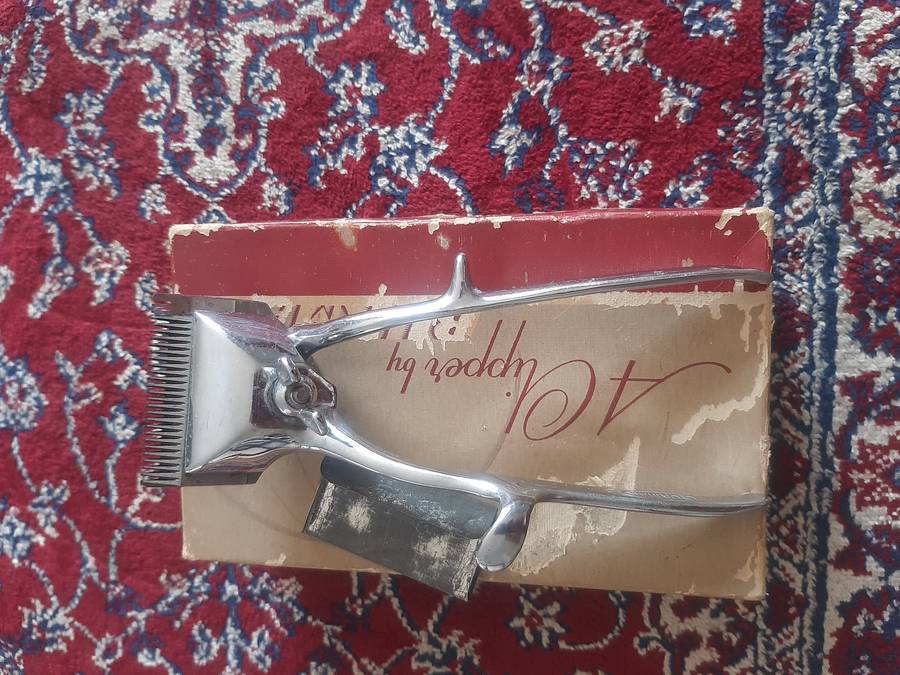 Vintage Burman hair clipper