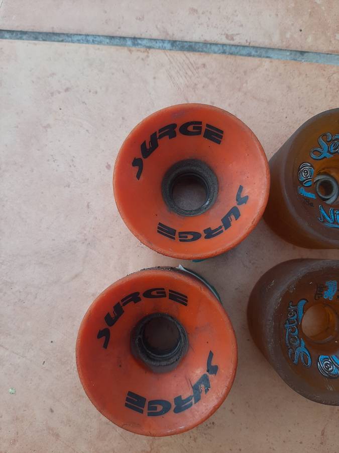 Skate board wheels