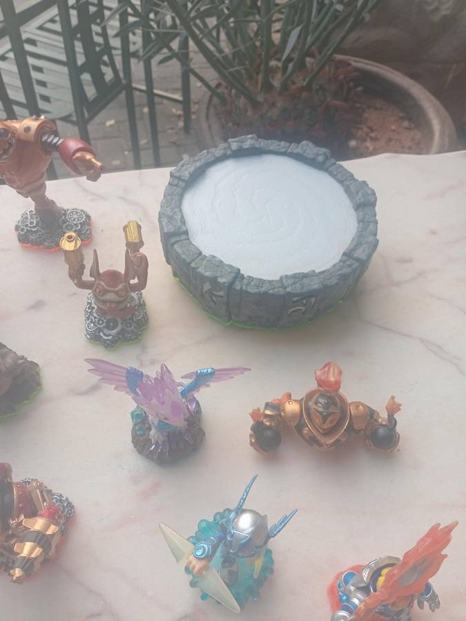 Skylander figures
