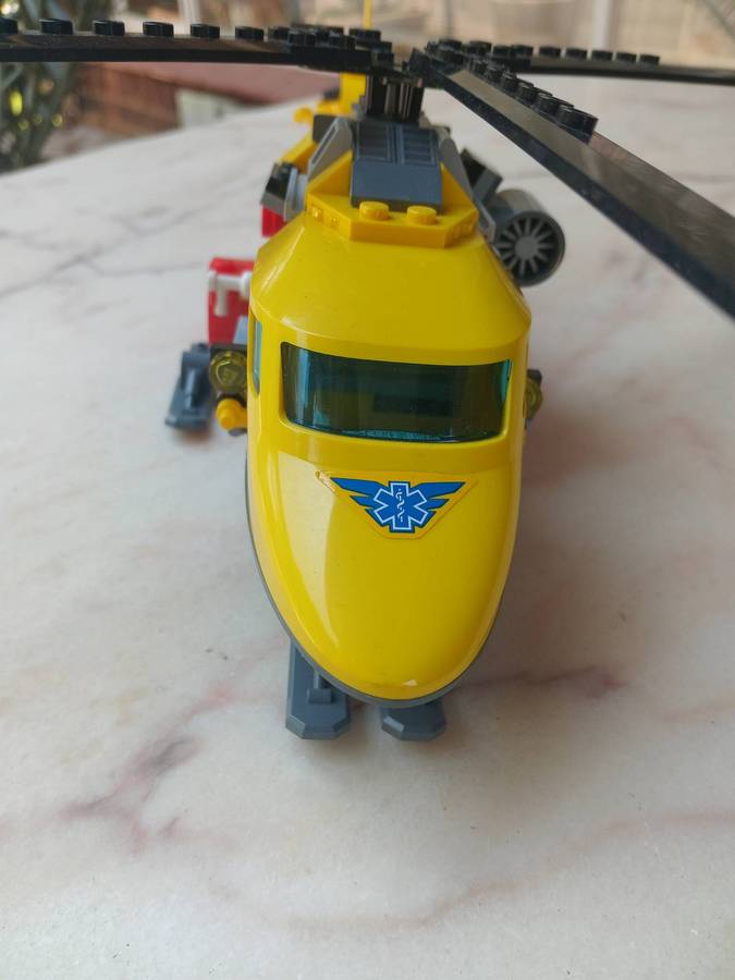 Lego city ambulance helicopter