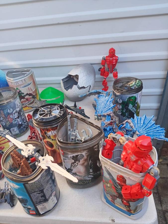 Assorted lego bionicles