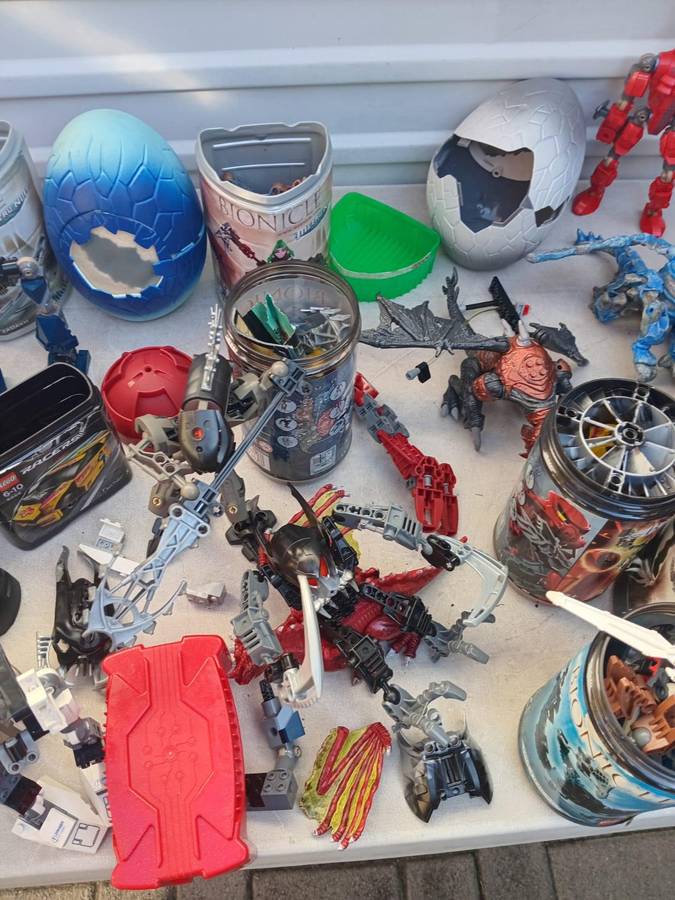 Assorted lego bionicles