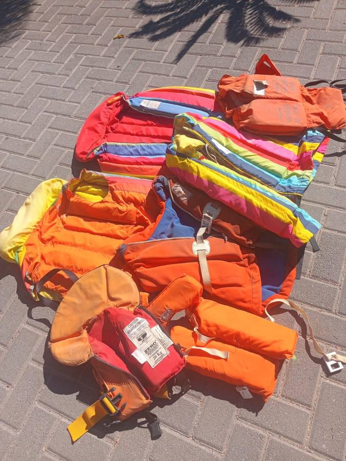 A lot of assorted life jackets
