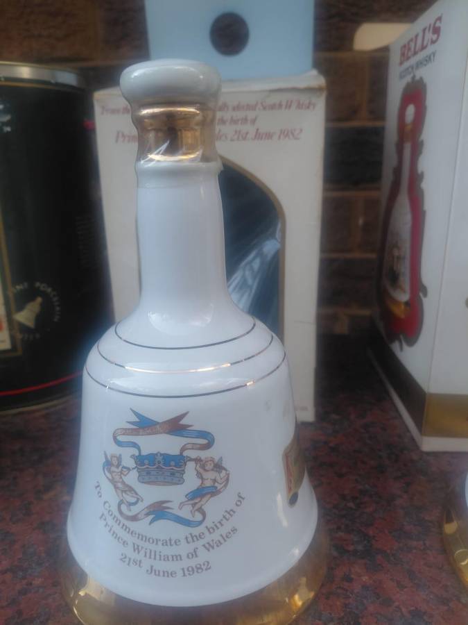 Assorted vintage whiskey decanter