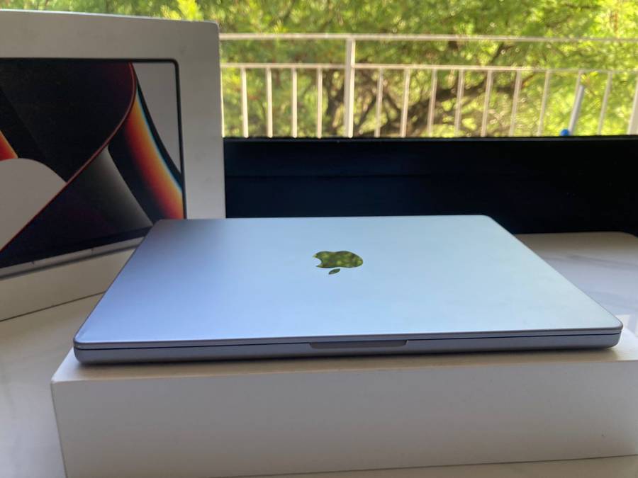 [2021 Apple MacBook Pro 14-Inch M1 Pro 10-Core CPU, 16-Core GPU (16GB Unified, 1TB SSD)]