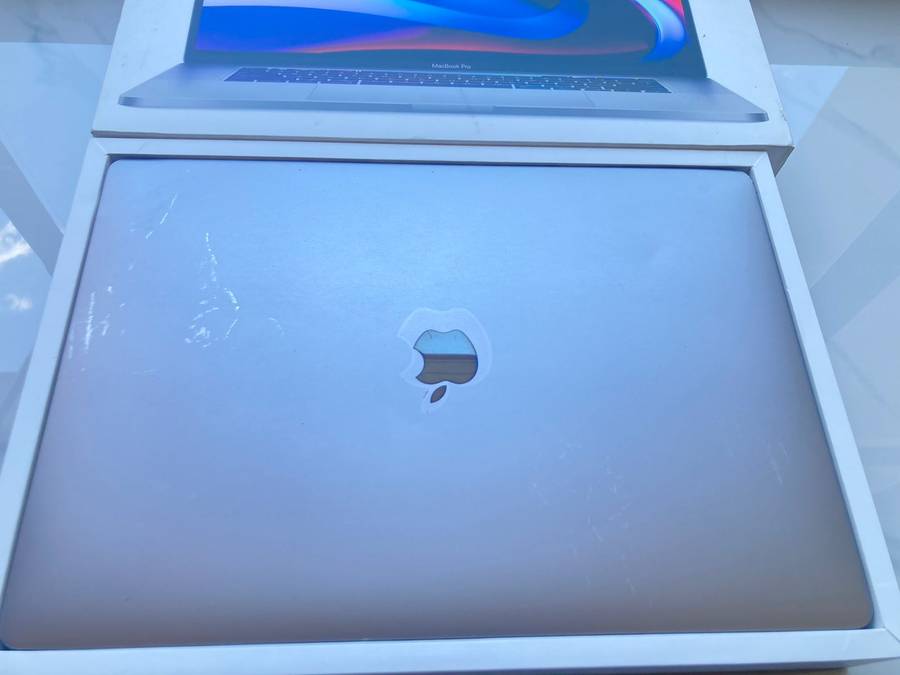 Apple MacBook Pro 16-Inch Retina (2019) Grade B | Excellent Battery Life | With Box and Charger