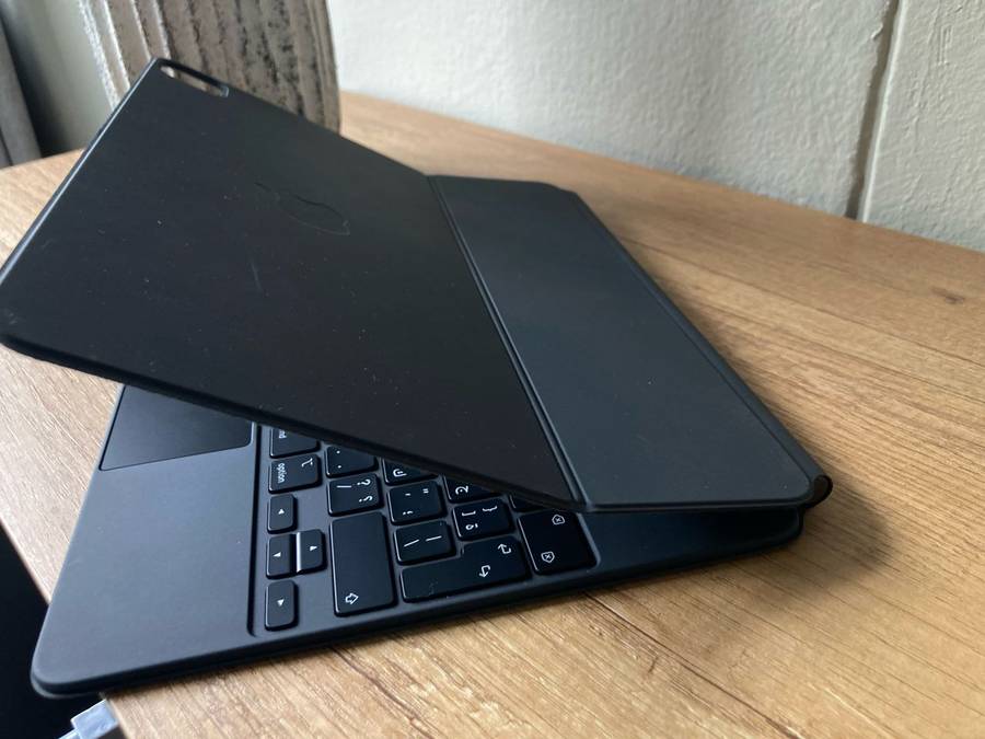 Apple Magic Keyboard for 12.9" iPad Pro (Black) - Good Condition (Used like Brand New)