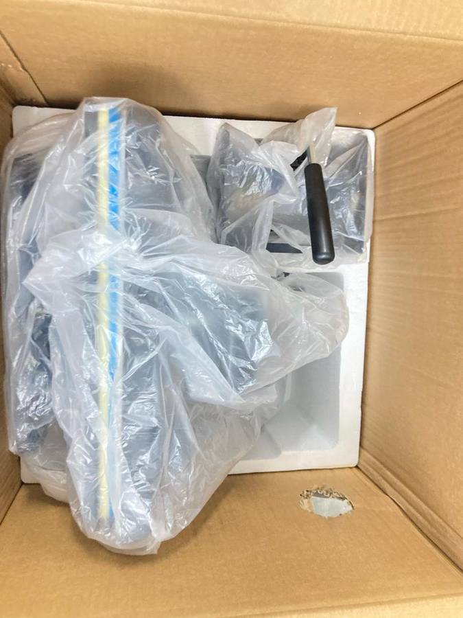 Brand New Heat Press Machine - Multifunctional Heat Transfer Sublimation Machine with 5 attachments