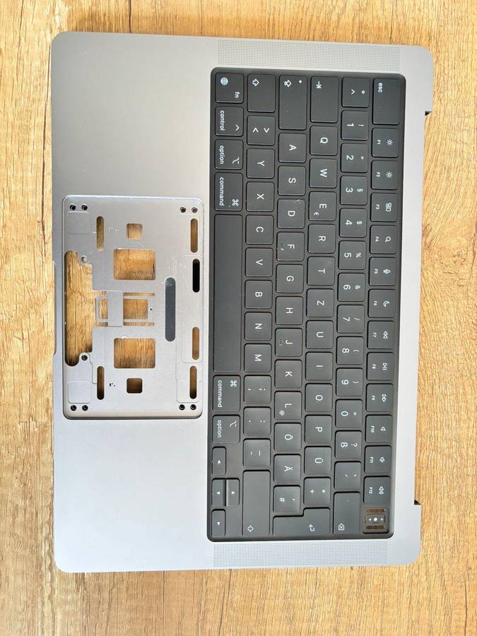 MacBook Pro 14" (A2442, A2779) Upper Case Assembly Condition: Used  Grade-A Color: Dark Grey