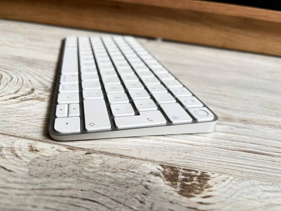 Apple Magic Keyboard with Touch ID (A2449)  Wireless | Rechargeable | Secure Login
