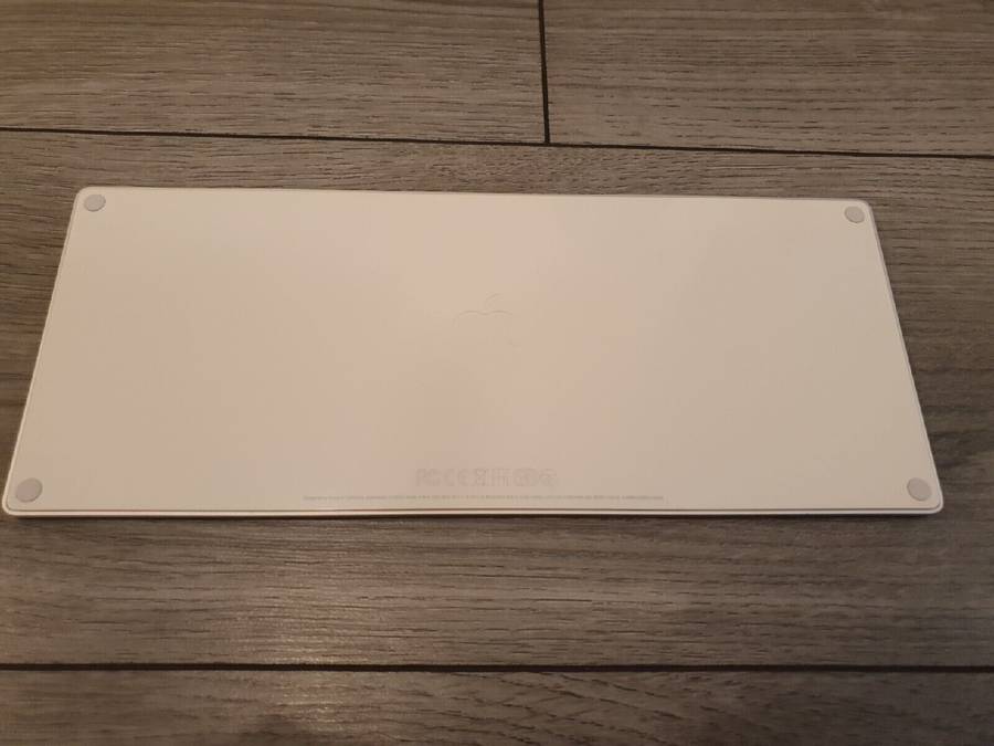 Apple Magic Keyboard: wireless, rechargeable. Works with Macs, iPad or iPhone, International English