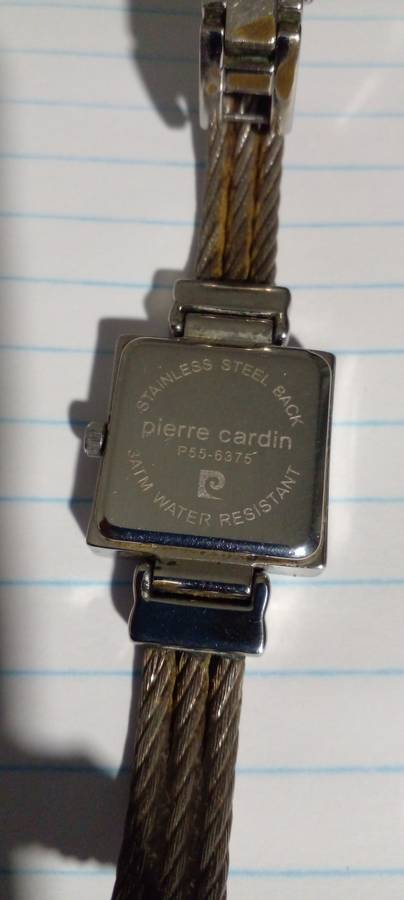 FULLY FUNCTIONING PIERRE CARDIN LADIES BRACELET WATCH. SEE DESC. .