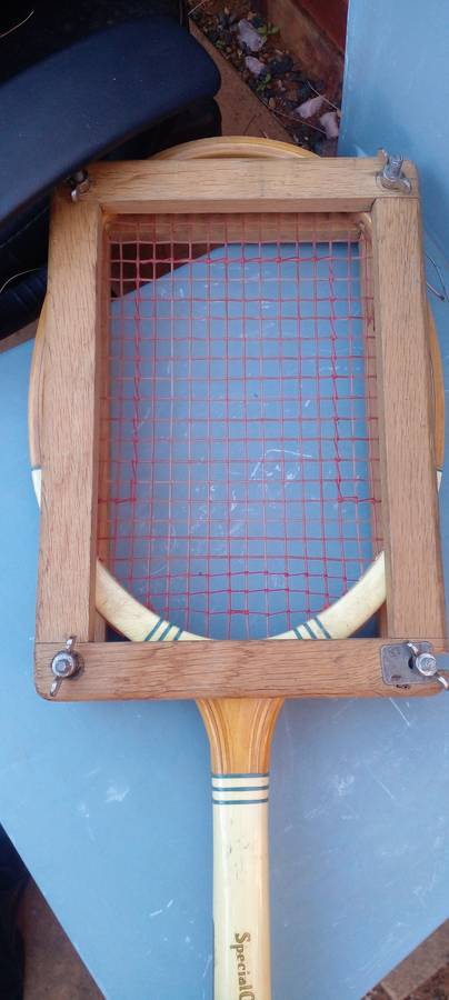 Gallo special championship (Perfect balance) wooden tennis racquet, in a wooden frame DESC..