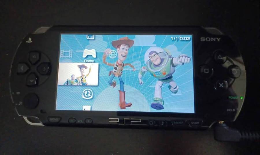 PSP CONSOLES BUDLE DEAL WITH EXTRA'S