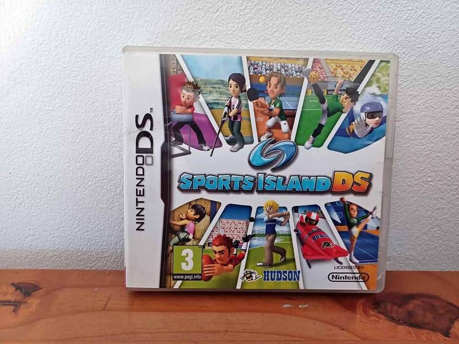 NINTENDO DS LITE IMMACULATE ORIGINAL BOX/CHARGER/BOOKLETS/GAMES