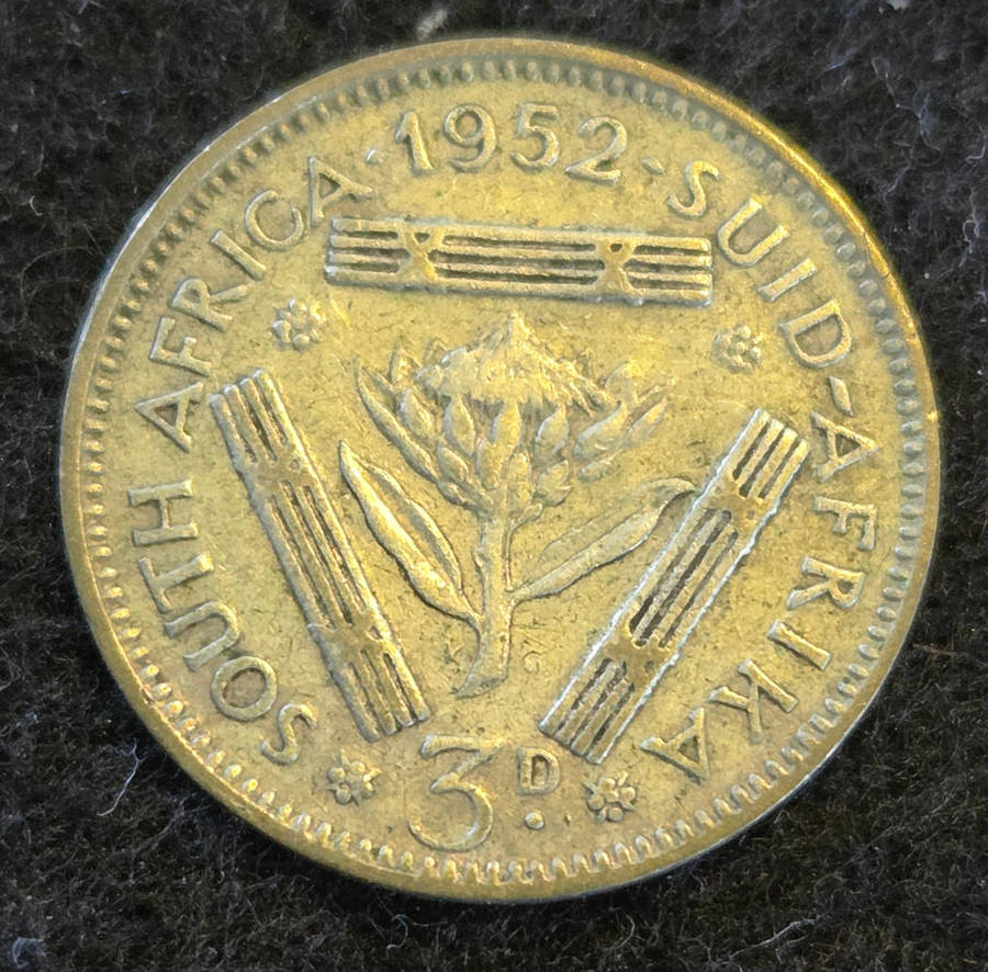 1952 - 3 Pence (lot 3 of 3)