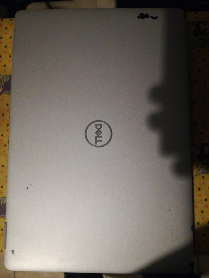 Dell latitude 5320 i5 11th gen, 8GB Ram,256gb ssd. Needs screen and top cover
