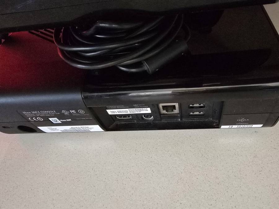 Xbox 360 4GB Console with Kinect and 12 Games