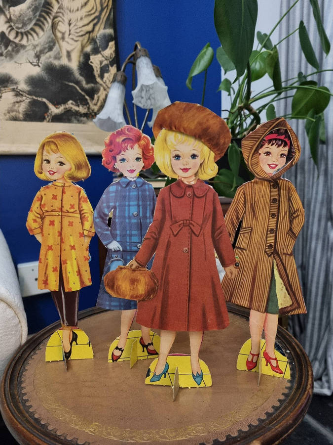 1950's CAMPUS QUEENS PAPER DOLLS