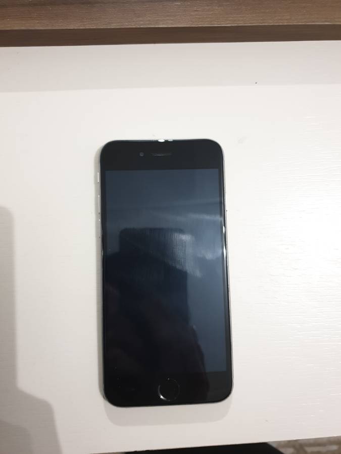 iPhone 6S 64GB mint condition