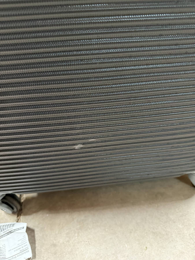 Expert Travel Ware - 3 Piece Luggage Set - Black