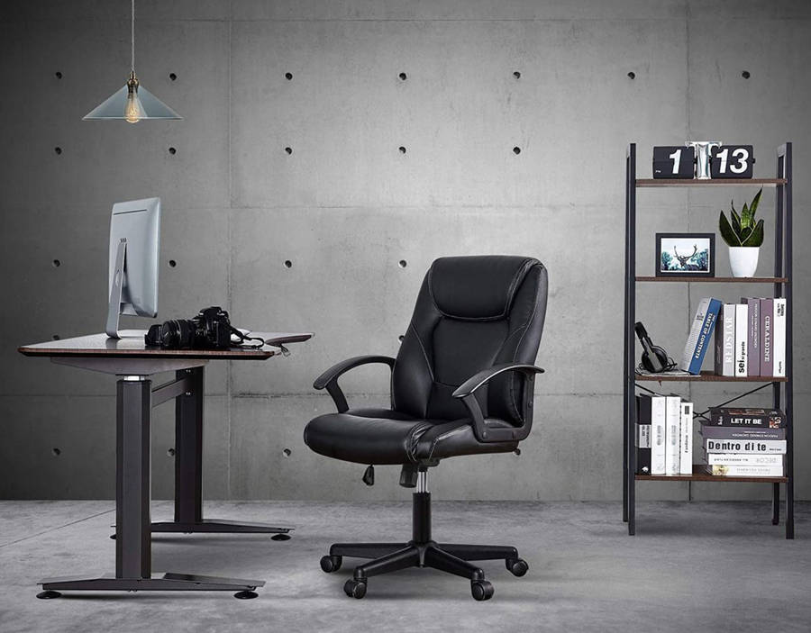 Ergonomic Swivel Desk Chair - Black DISPLAY UNIT LIKE NEW