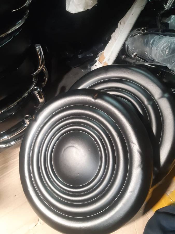 Stylist Modern Round Salon Stool with Adjustable Height and Back Rest Black Demo Read Description