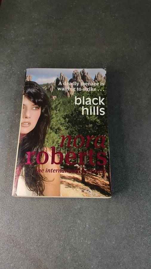 Born In Shame: Number 3 in series by Nora Roberts