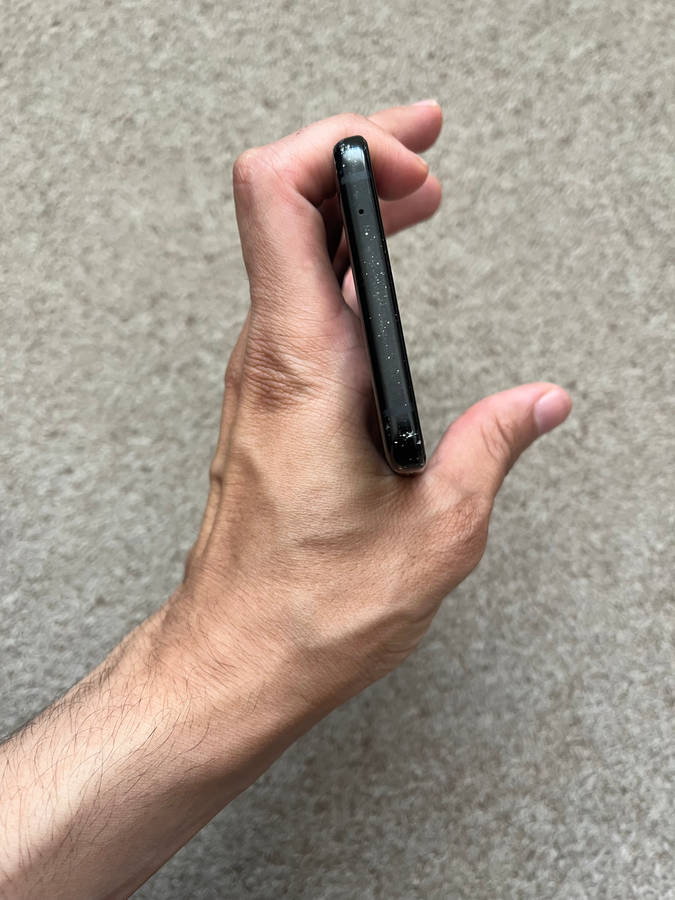 Samsung Z flip 3 5G 256gb 8gb ram with 4 green lines on screen works perfectly