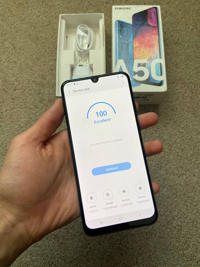 Samsung A50 128gb 4gb ram with box and charger
