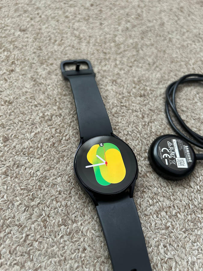 Samsung Galaxy Watch 5 40mm Good condition with charger