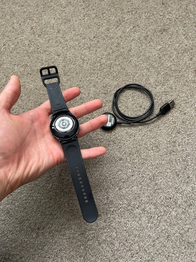 Samsung Galaxy Watch 5 40mm Good condition with charger