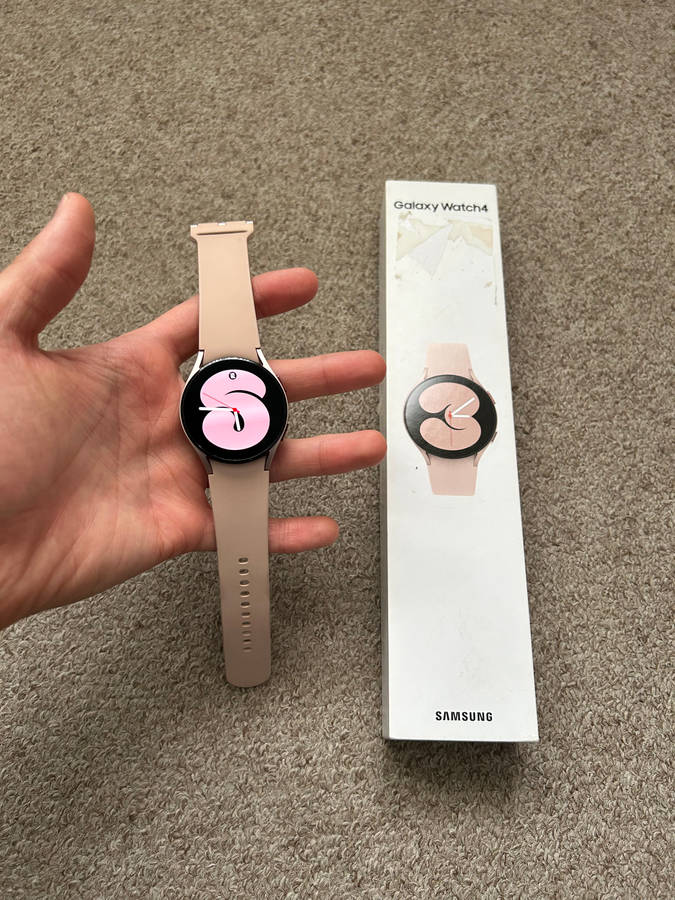 Samsung watch 4 BT 40mm with box and charger - Pink