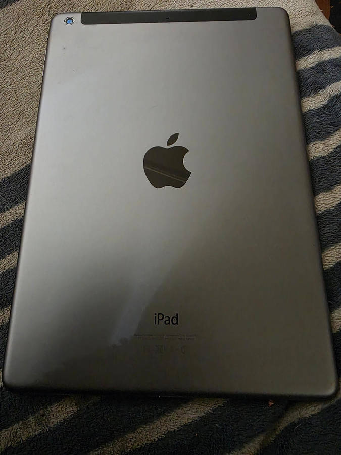 iPad Air 16gb Wifi + Cellular
