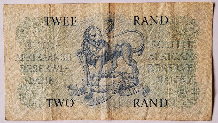 UNION OF SOUTH AFRICA OLD R2 BANK NOTE SER NO **B230 176351**