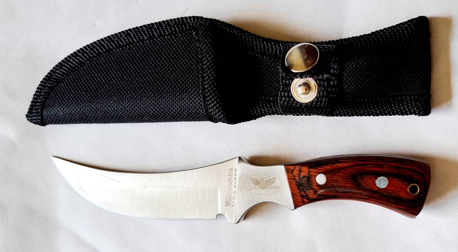 COLUMBIA U.S.A. SABER TM  **KNIFE & SHEATH **