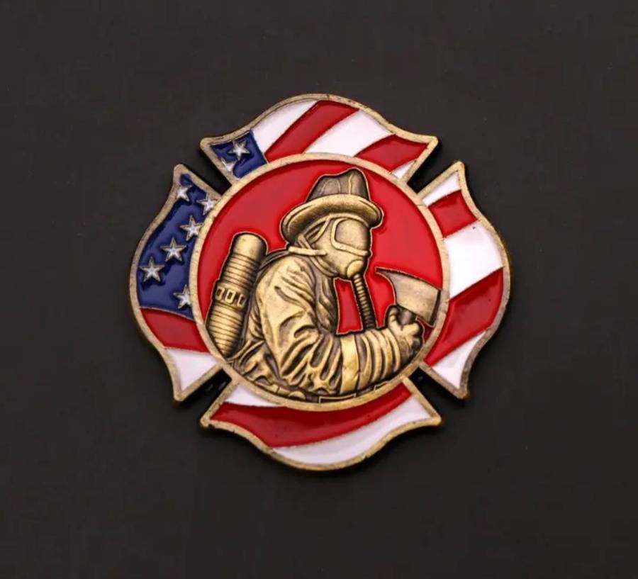 American Flag, Axe & Hydrant "Fire Fighters Commemoritive Coin. New
