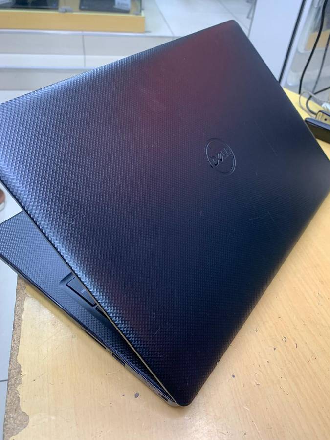 Dell Vostro 3591 15.6-inch | Core i5-10th Gen | 16GB RAM | 512GB SSD |Win 10 Pro Laptop