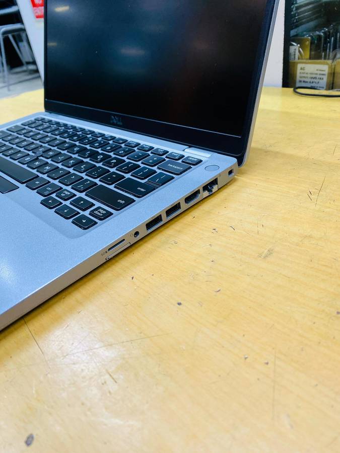 Dell Latitude 5410 , Core i7, 10th Gen, 16GB Ram, 256GB SSD ,14 FHD, Win 11