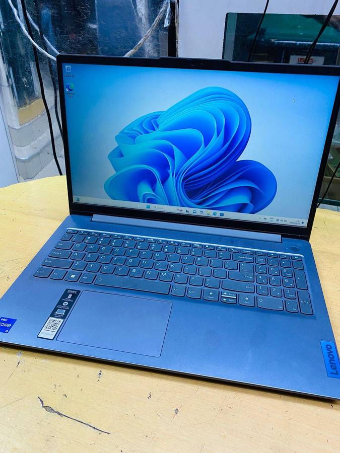 Lenovo Ideapad Slim 3 | Intel 12th Gen i5, 8GB Ram, 512GB SSD, FHD