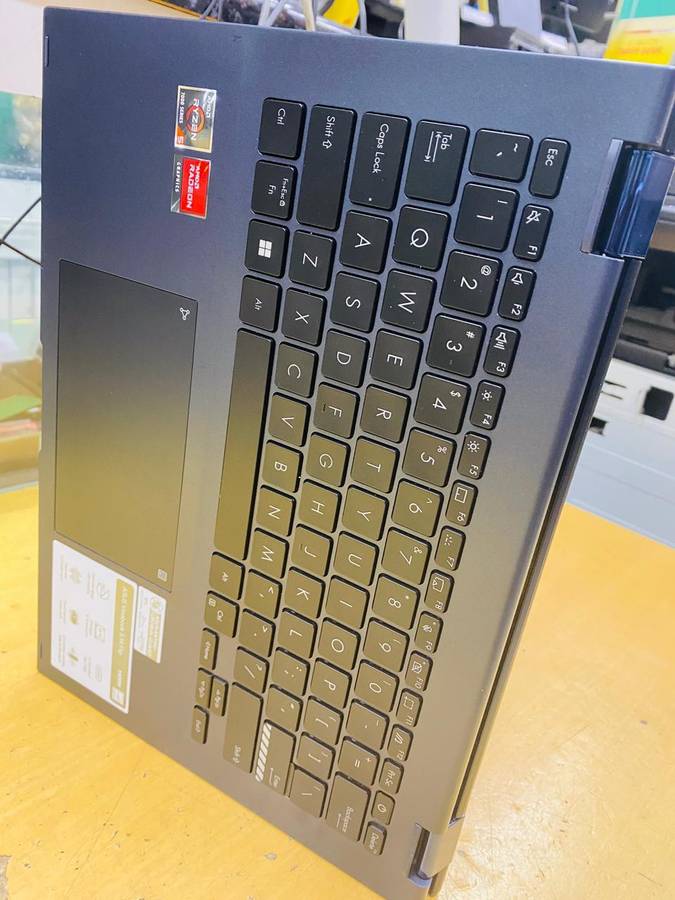 Asus Vivobook Flip | Ryzen 5 7430U, 16GB RAM, 512GB SSD, 14 Touch Laptop | Win 11