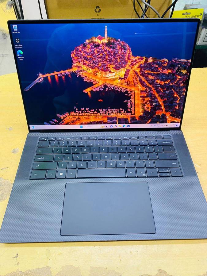 Dell Precision 5560 i7-11850H 512GB SSD 32GB RAM NVIDIA T1200 4GB 4K Touch Win11