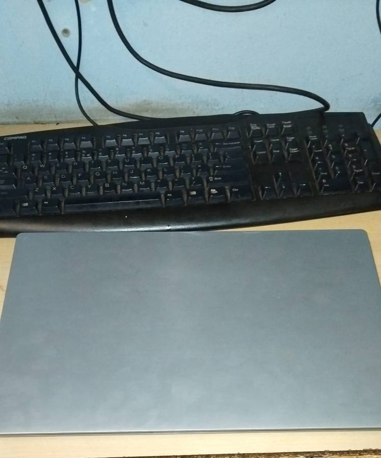 Lenovo, i3 11th Gen, 20GB Ram, 512GB M.2 Nvem, HDMI, Bluetooth, 4G LTE, WI-FI