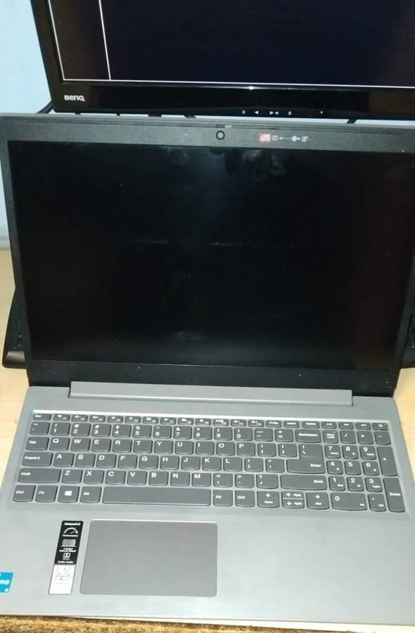 Lenovo, i3 11th Gen, 20GB Ram, 512GB M.2 Nvem, HDMI, Bluetooth, 4G LTE, WI-FI