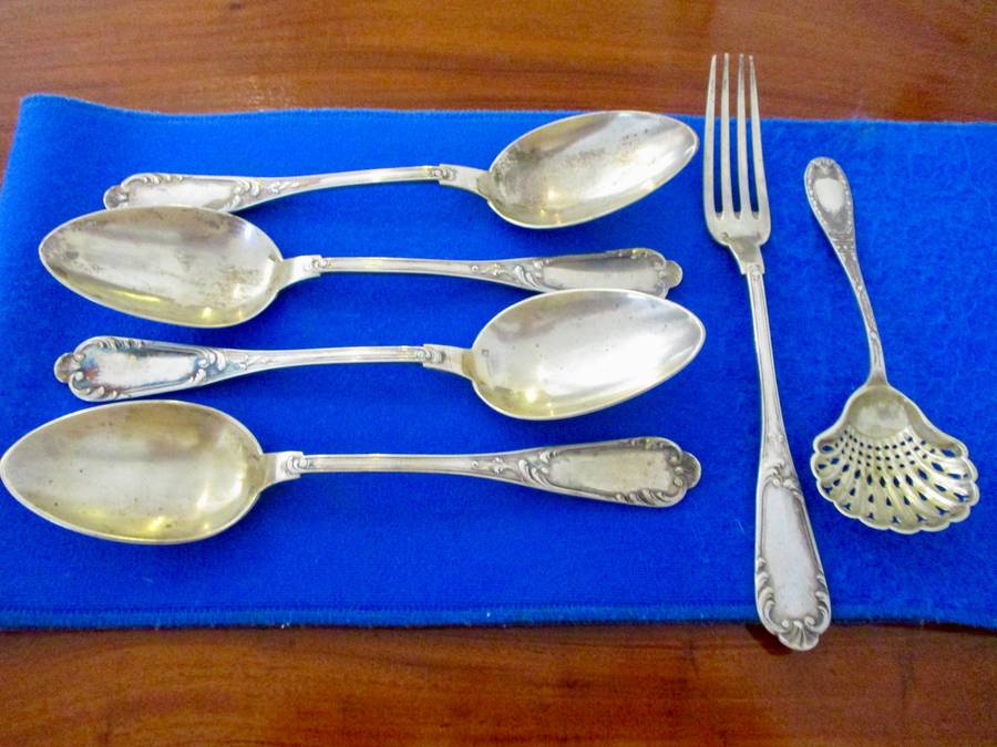 346 Grams of 800 (80%) Silver Cutlery