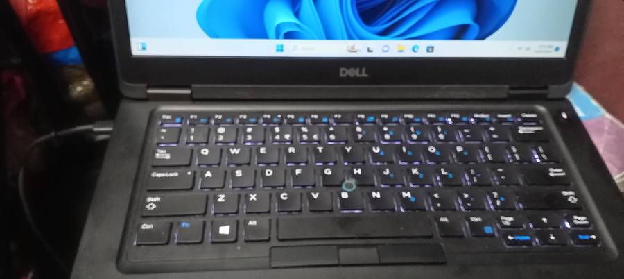 i5 8th Gen DELL LATITUDE E5490 BEAST LAPTOP