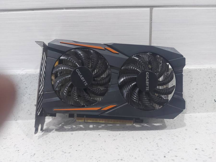 Gigabyte Geforce GTX 1050 Ti OC 4GB GDDR5 128 Bit PCI-E Graphic Card (GV-N105TOC-4GD) Black