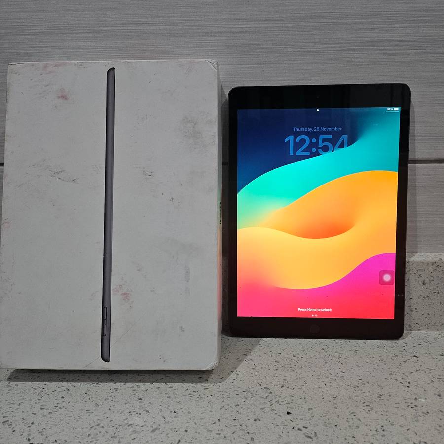 IPAD 8TH GENERATION 128GB WIFI AND CELLULAR