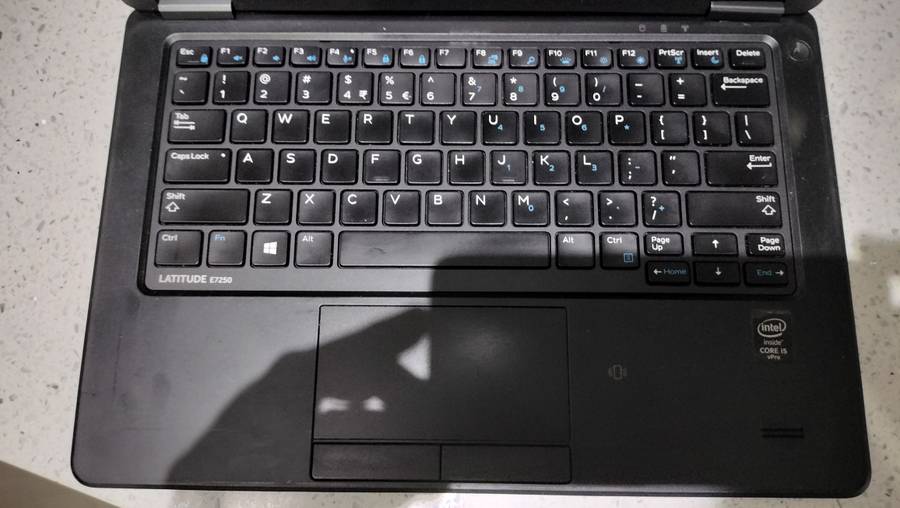DELL LATITUDE E7250 8GIG 256GB NVME M2 HARD DRIVE READ CAREFULLY